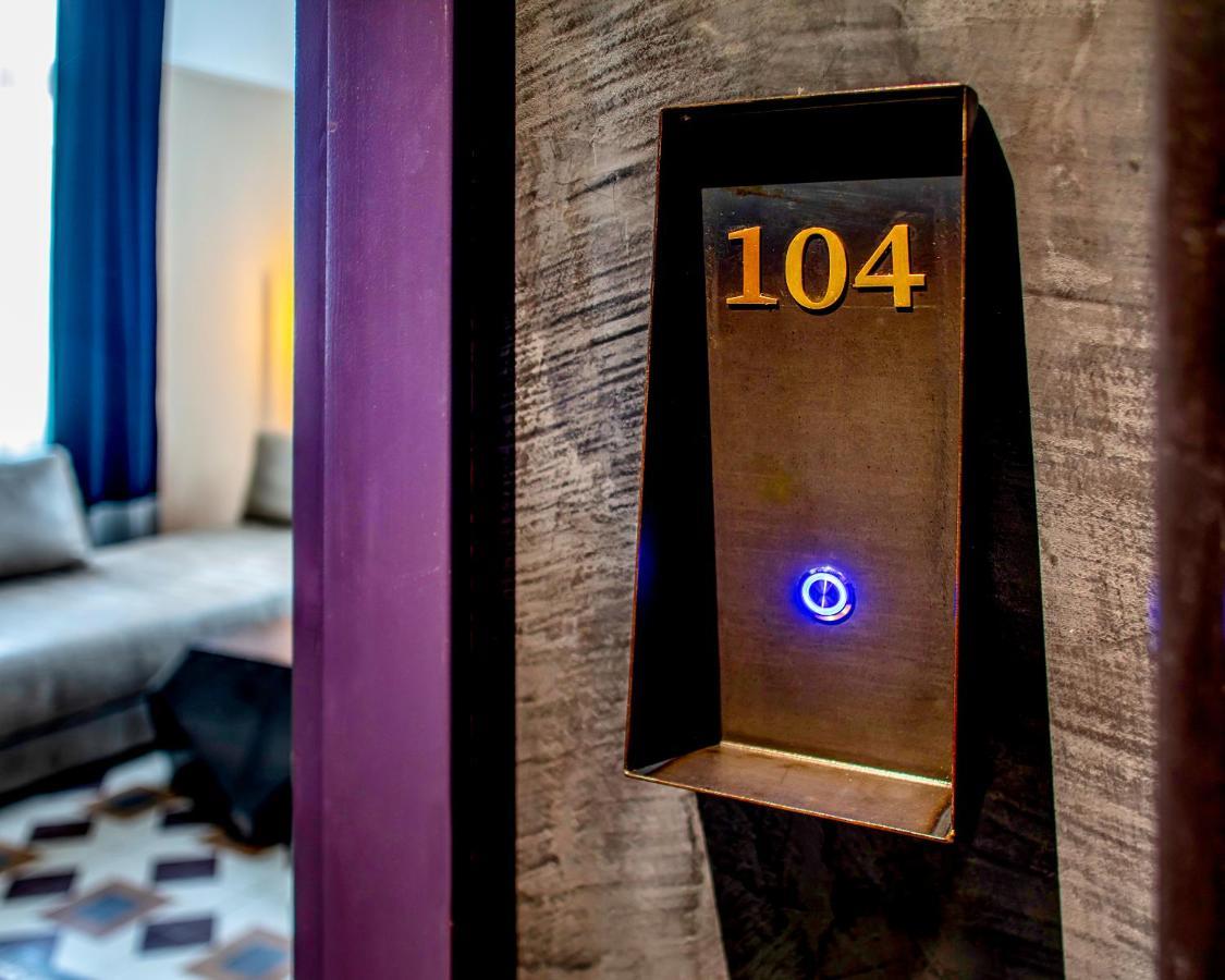 Assemblage Boutique Hotel Tel Aviv Exterior photo
