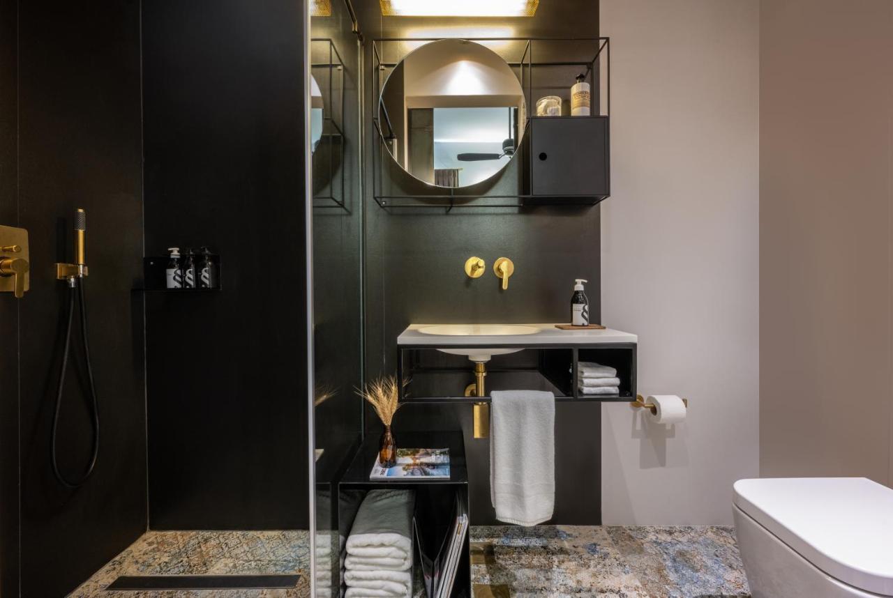 Assemblage Boutique Hotel Tel Aviv Exterior photo
